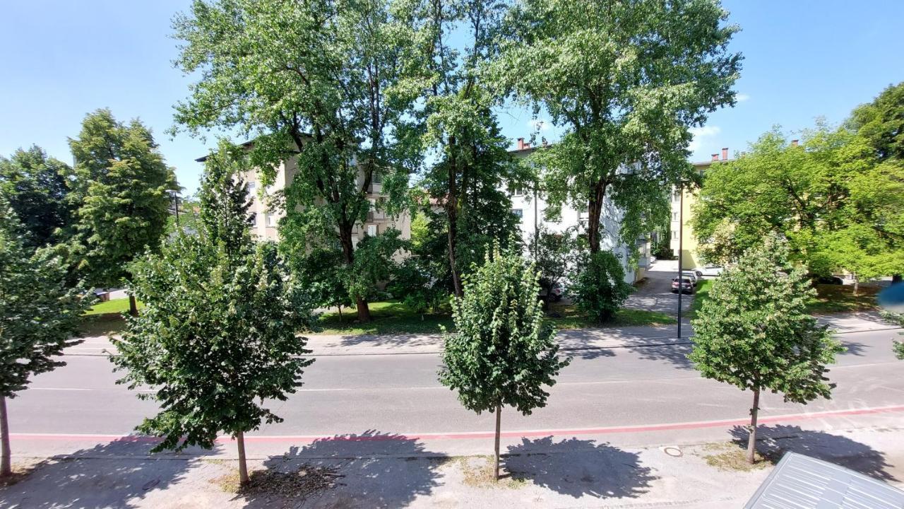 Cozy, Bright And Affordable Studio W/ Free Parking Ljubljana Exterior foto